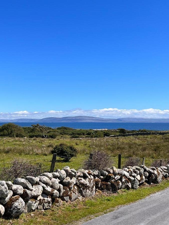 Wild Atlantic Stay Cottage Голуэй Экстерьер фото