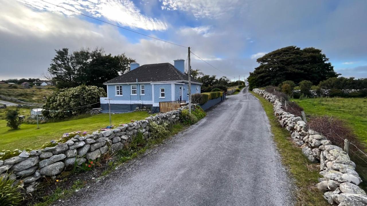 Wild Atlantic Stay Cottage Голуэй Экстерьер фото